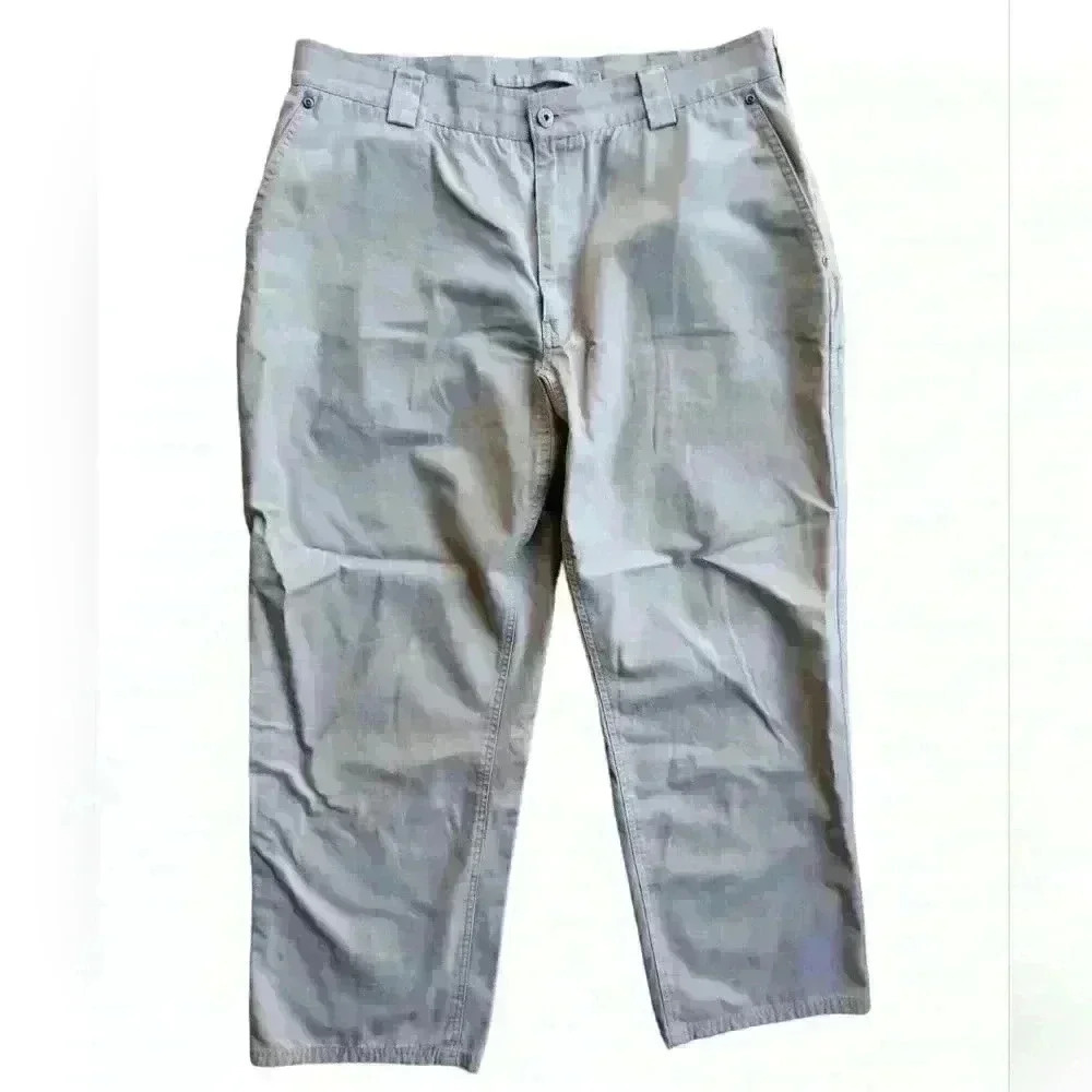 Duluth cargo style pants
